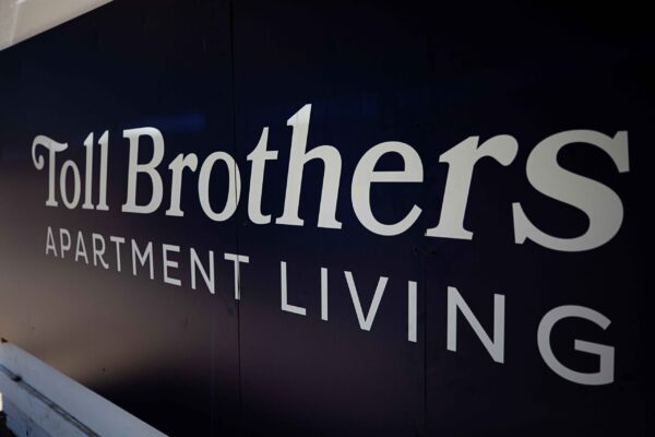 Luxury Homebuilder Plans for Nearly 500 Apartments in Phoenix