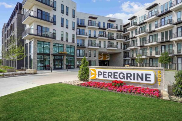 Toll Brothers Apartment Living® and Carlyle Announce the Grand Opening of Peregrine, a Luxury Multifamily Apartment Community in Irving, Texas